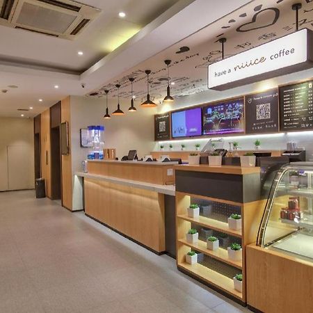 Hanting Hotel Ningbo Tian Yi Square Newbranch Exterior foto