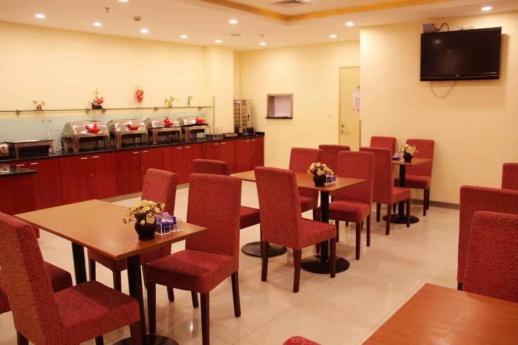 Hanting Hotel Ningbo Tian Yi Square Newbranch Exterior foto